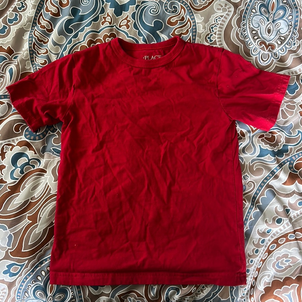 Size 5/6 red tee